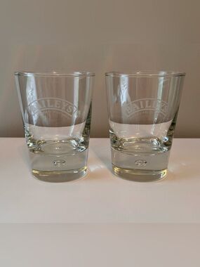 Kitchen: Baileys Highball Clear Glass Drink Set with Trapped Bubble in Base